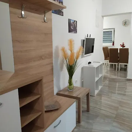 Apartmani Mira Nin Exterior photo