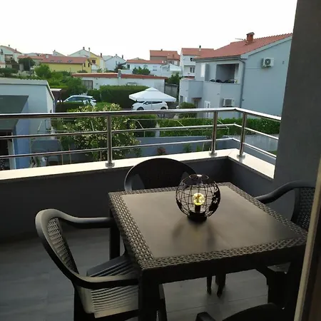 Apartmani Mira Nin Exterior photo