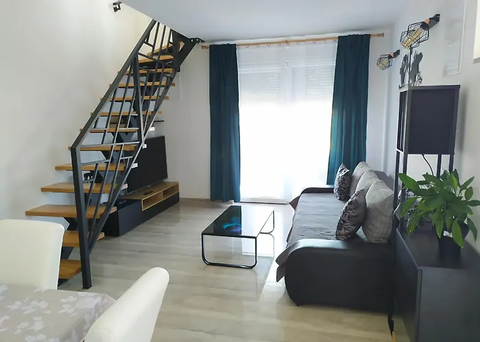 Apartmani Mira