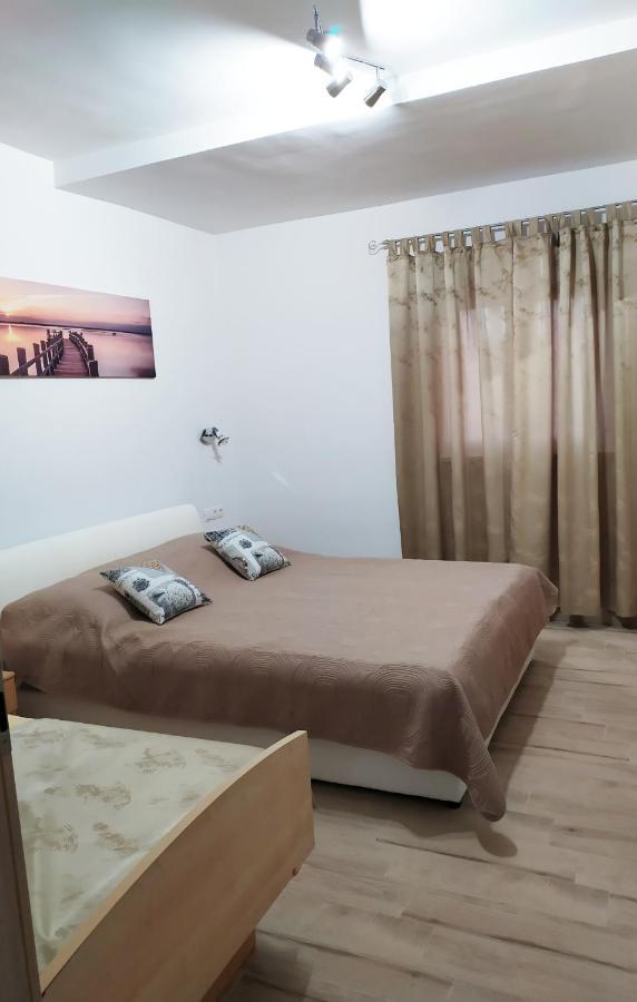 Apartment Mira