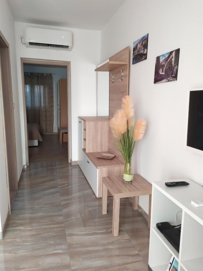 Mira Apartment