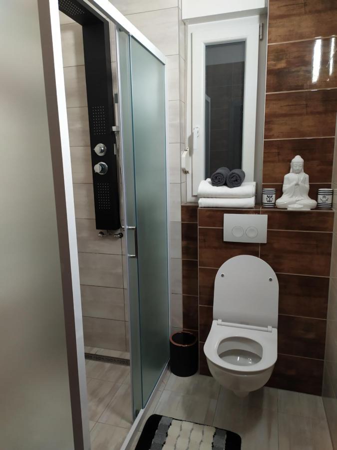 Apartment Mira