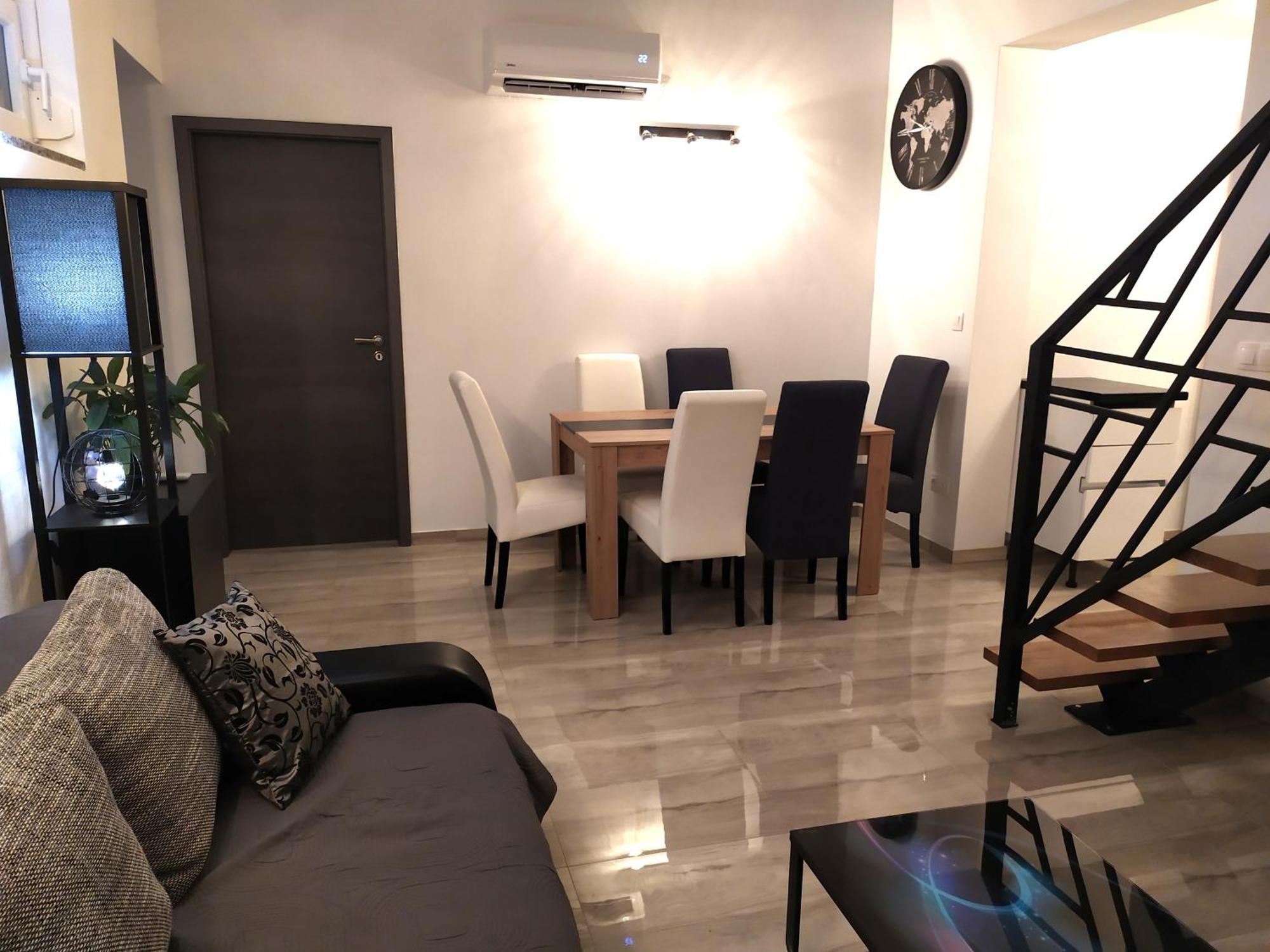Mira Apartment Nin